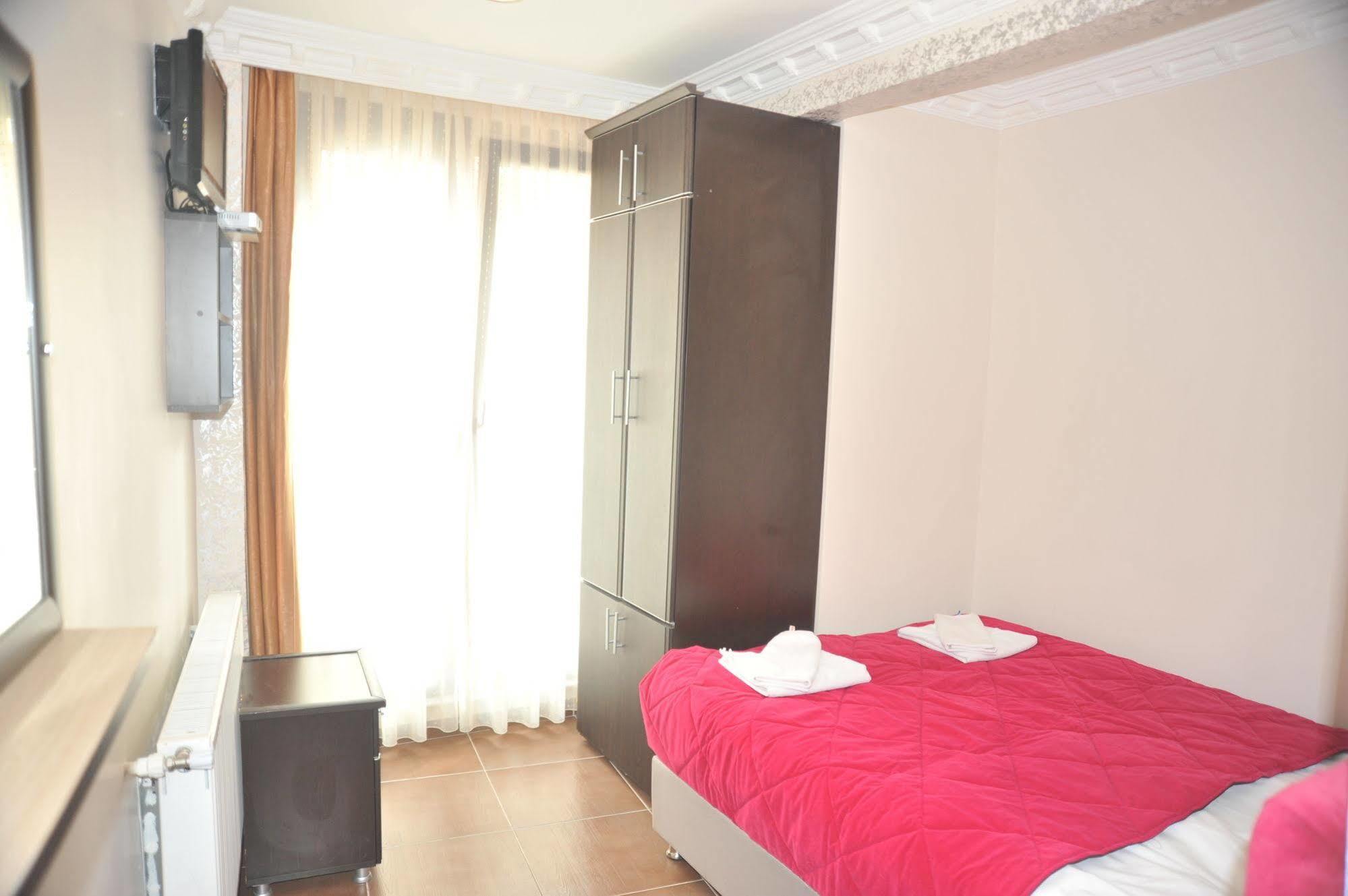 Ares Hotel Estambul Exterior foto